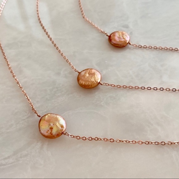 ❗️LAST❗️Rose Gold Pink Baroque Pearl Necklace - Picture 3 of 8